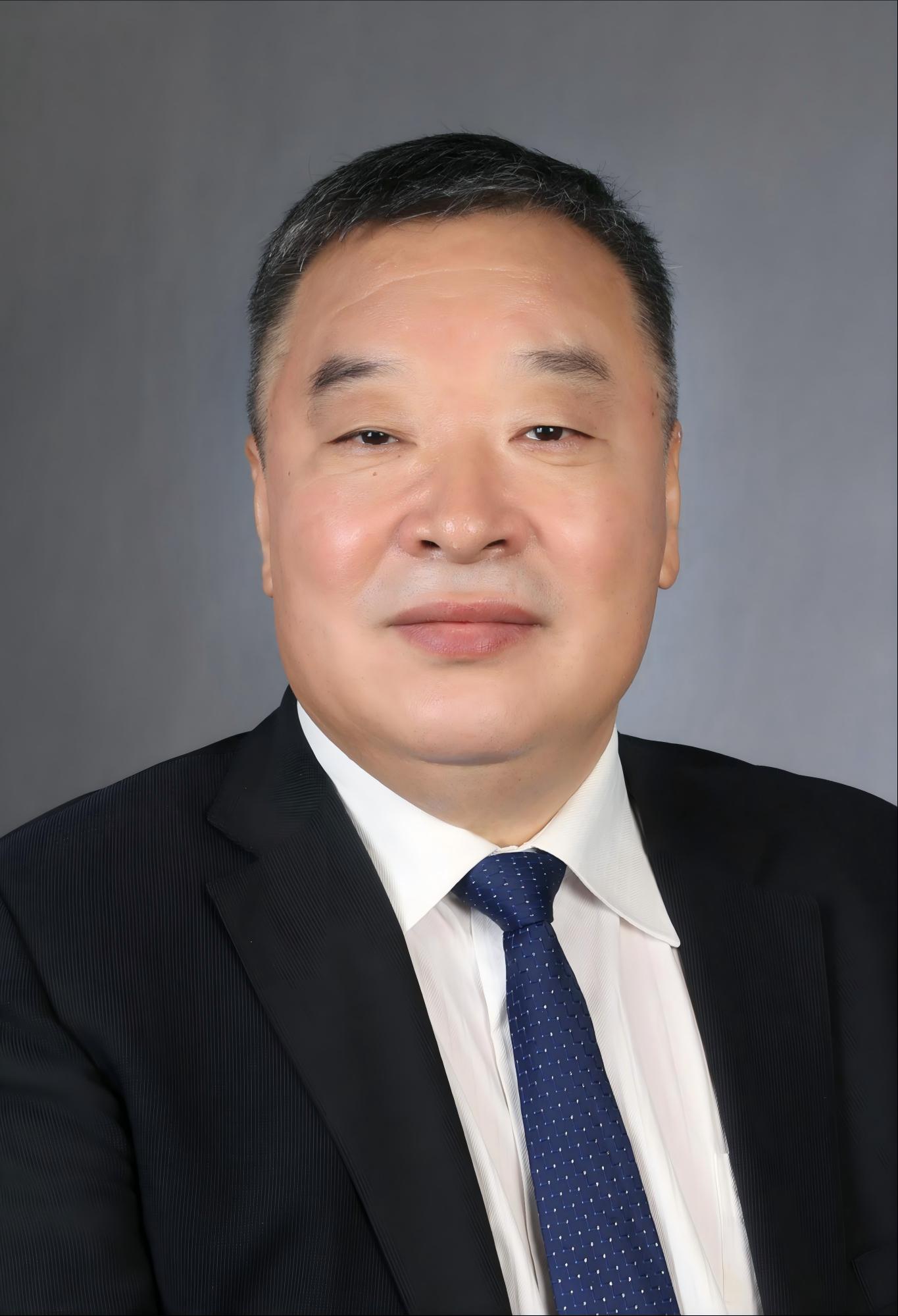 梁万年
